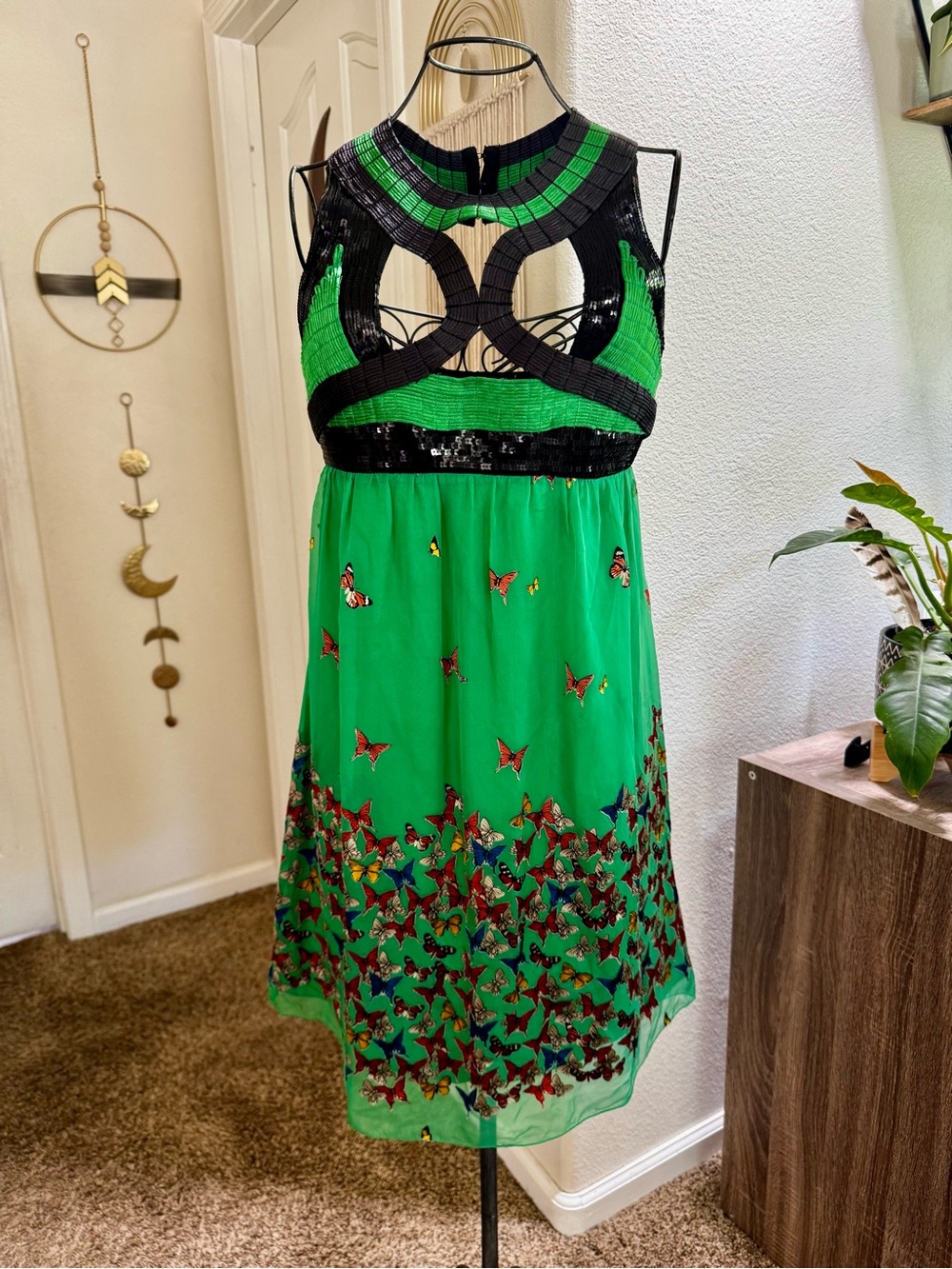 Max Studio Emerald Green Cocktail Dress with Black Trim